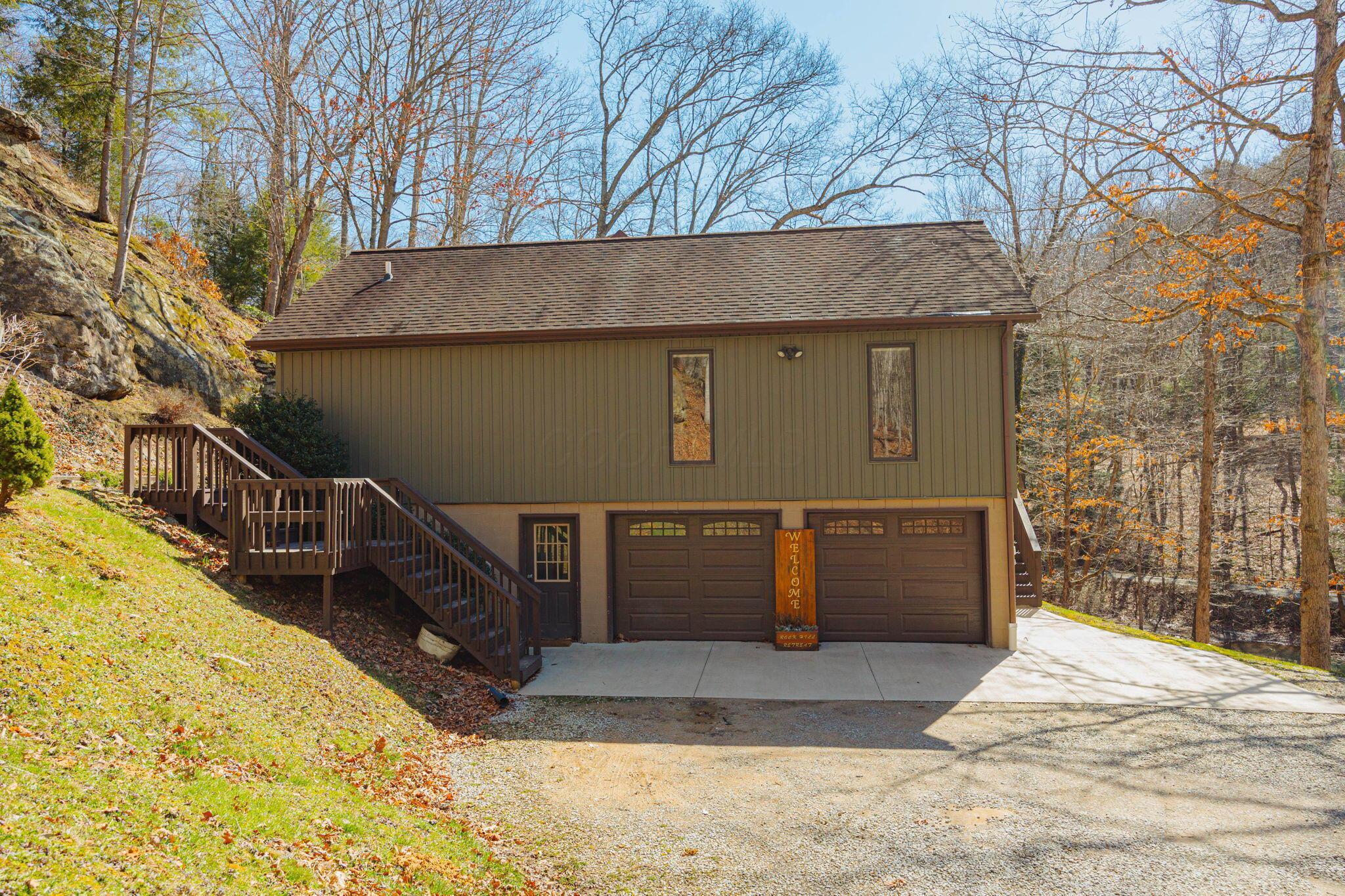 13032 E Buck Run Road, Rockbridge, Ohio image 1