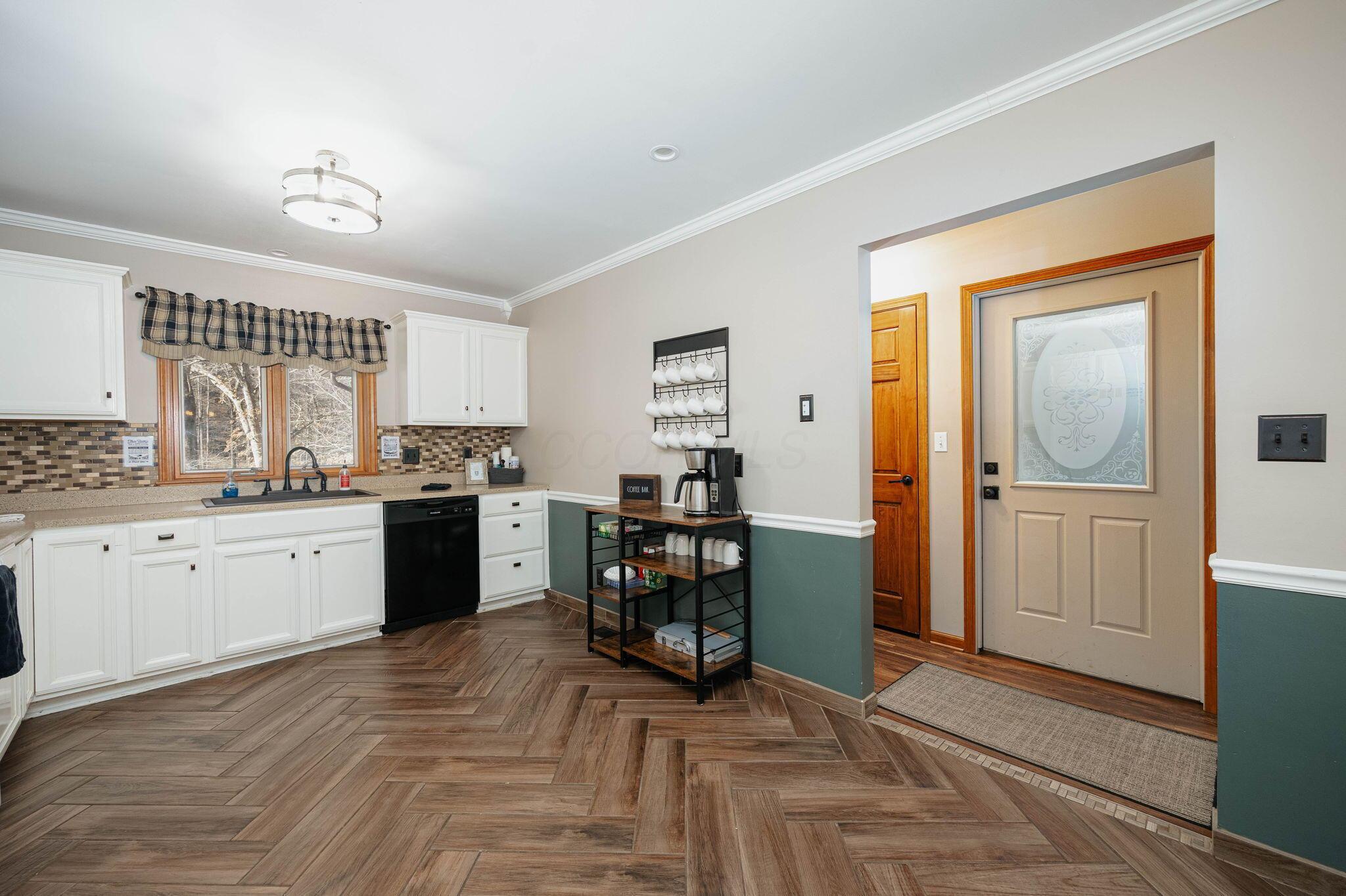 13032 E Buck Run Road, Rockbridge, Ohio image 33
