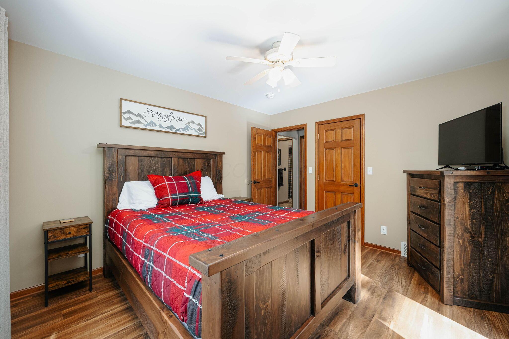 13032 E Buck Run Road, Rockbridge, Ohio image 49