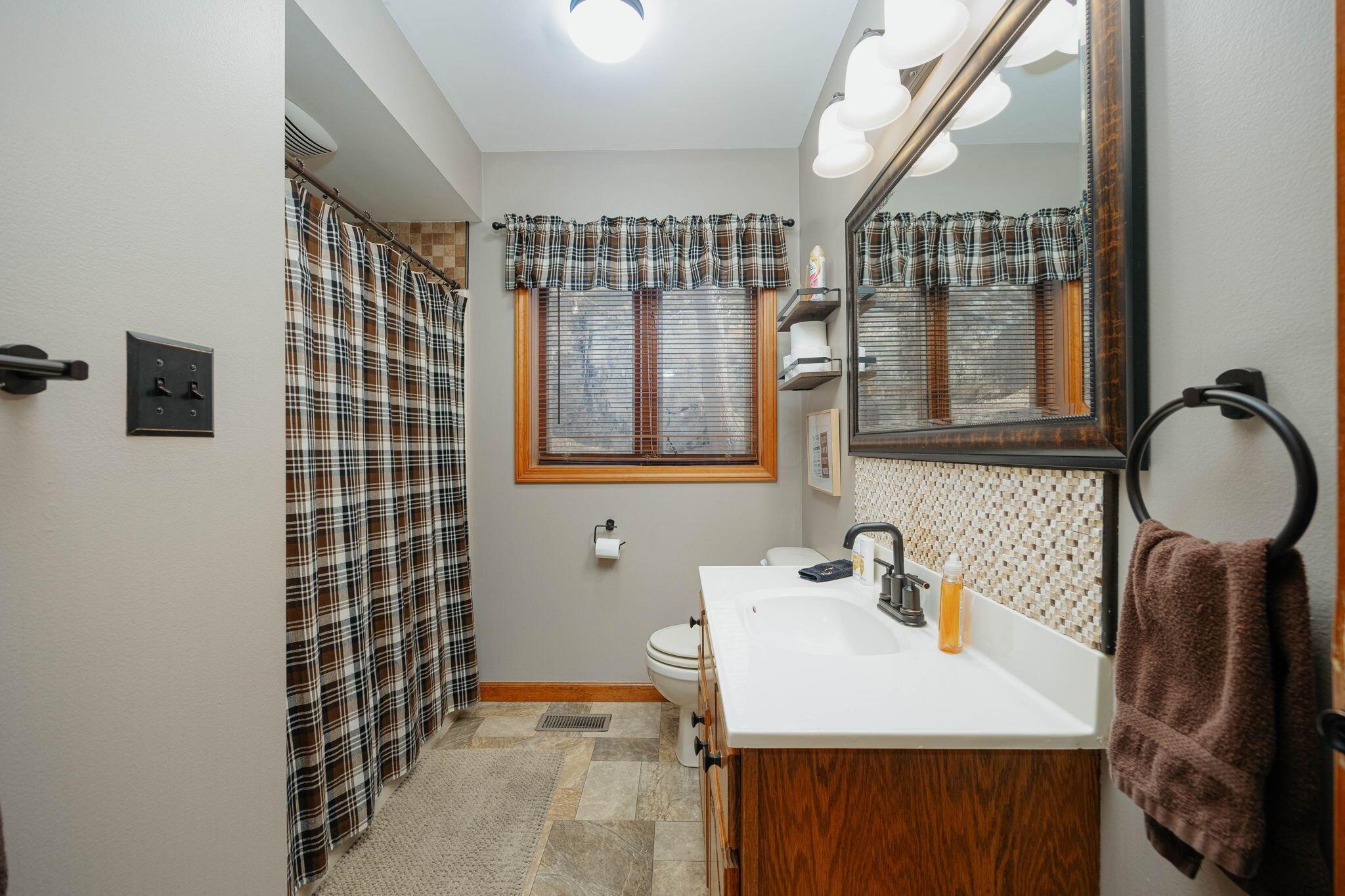 13032 E Buck Run Road, Rockbridge, Ohio image 50