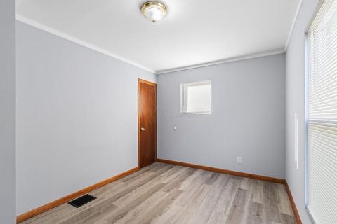 Tiny photo for 2214 Grasmere Avenue, Columbus, OH 43211 (MLS # 225042078)