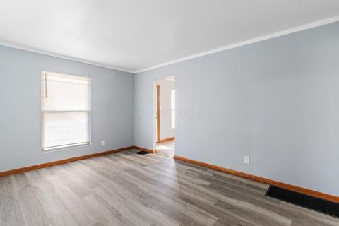 Tiny photo for 2214 Grasmere Avenue, Columbus, OH 43211 (MLS # 225042078)