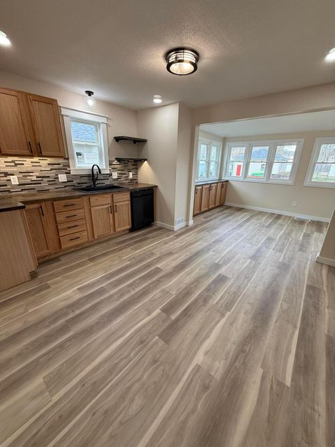 Tiny photo for 641 King Street, Lancaster, OH 43130 (MLS # 225045068)