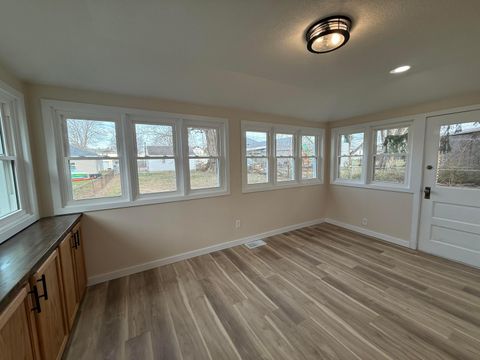 Tiny photo for 641 King Street, Lancaster, OH 43130 (MLS # 225045068)