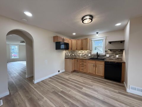 Tiny photo for 641 King Street, Lancaster, OH 43130 (MLS # 225045068)