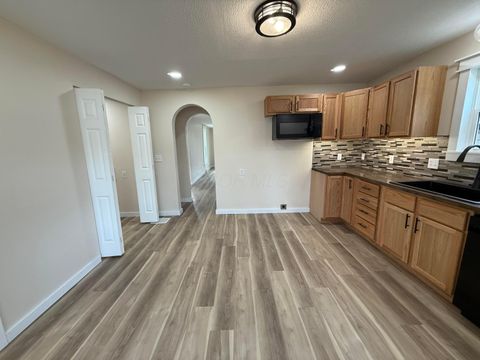 Tiny photo for 641 King Street, Lancaster, OH 43130 (MLS # 225045068)