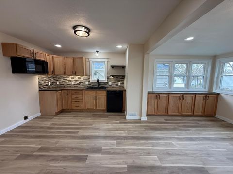 Tiny photo for 641 King Street, Lancaster, OH 43130 (MLS # 225045068)