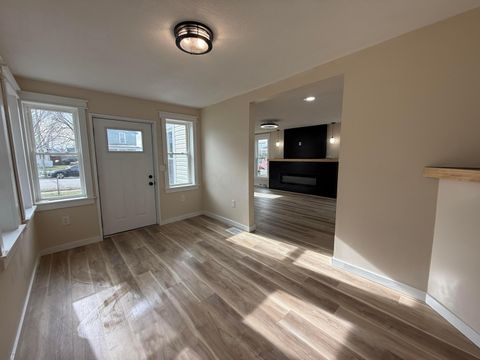 Tiny photo for 641 King Street, Lancaster, OH 43130 (MLS # 225045068)