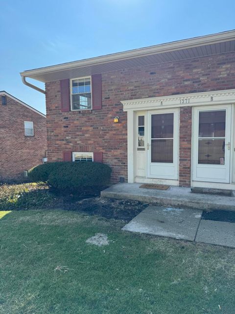 Photo of 1371 Bluff Avenue A #A, Columbus, OH 43212 (MLS # 226005618)