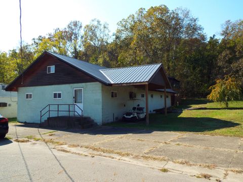 Photo of 17795 N Akron Avenue, Buchtel, OH 45716 (MLS # 225040633) Photo of 17795 N Akron Avenue, Buchtel, OH 45716 (MLS # 225040633)