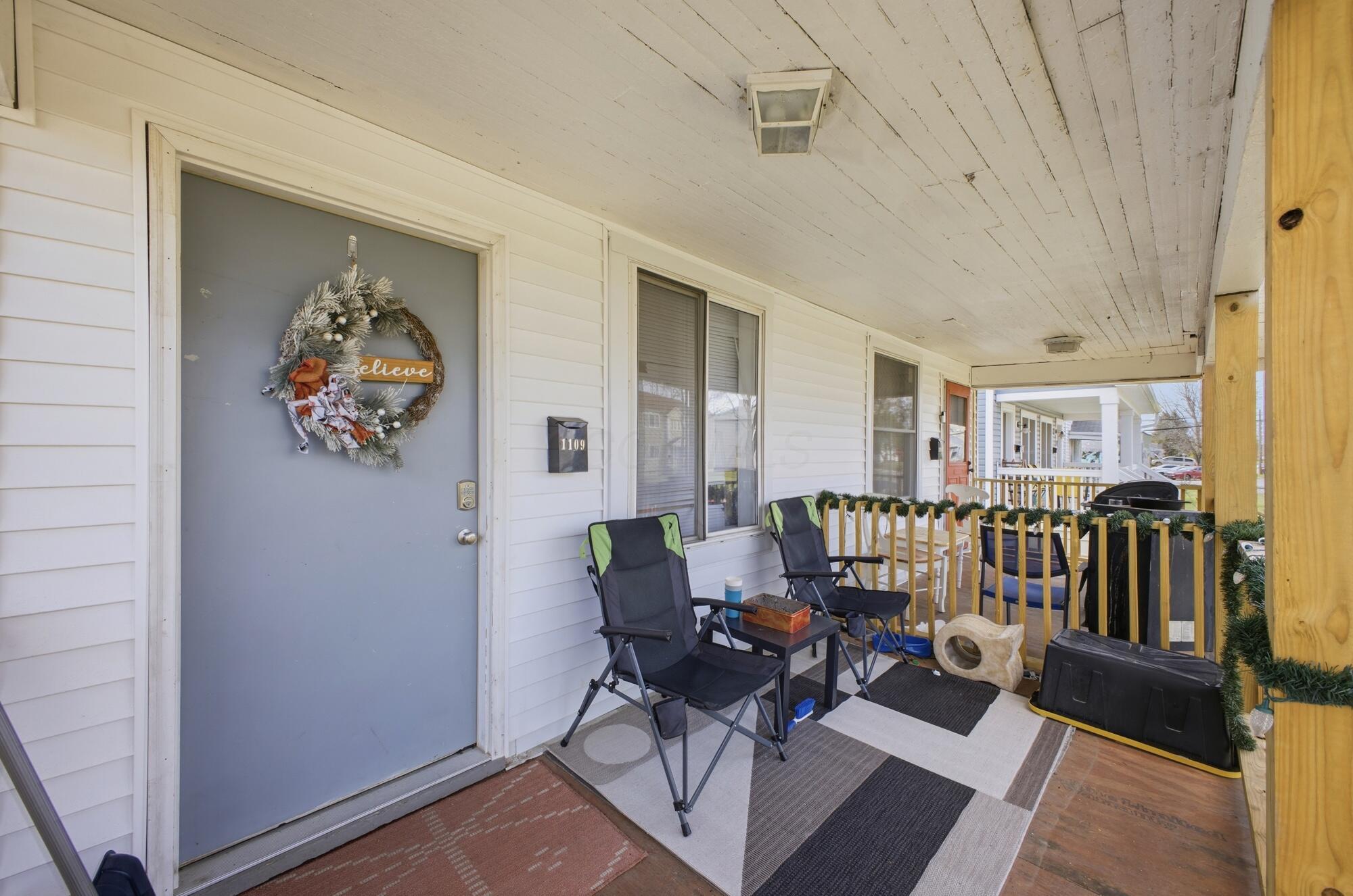 1107-1109 22nd Avenue