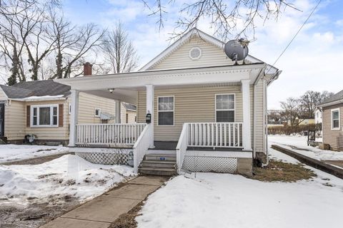 Photo of 1616 W Fair Avenue, Lancaster, OH 43130 (MLS # 226004119)