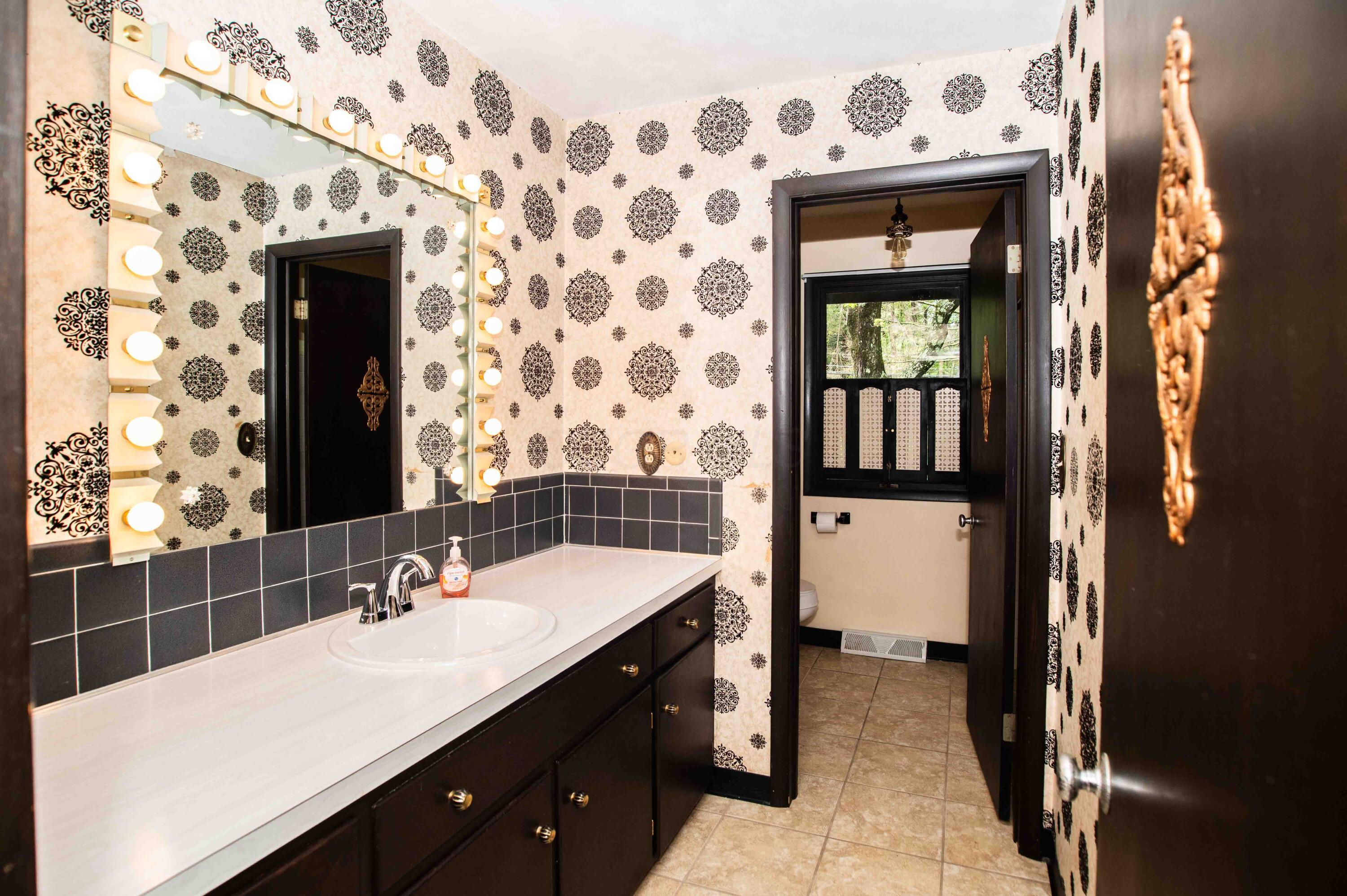 613 Old Farm Road, Columbus, Ohio image 35