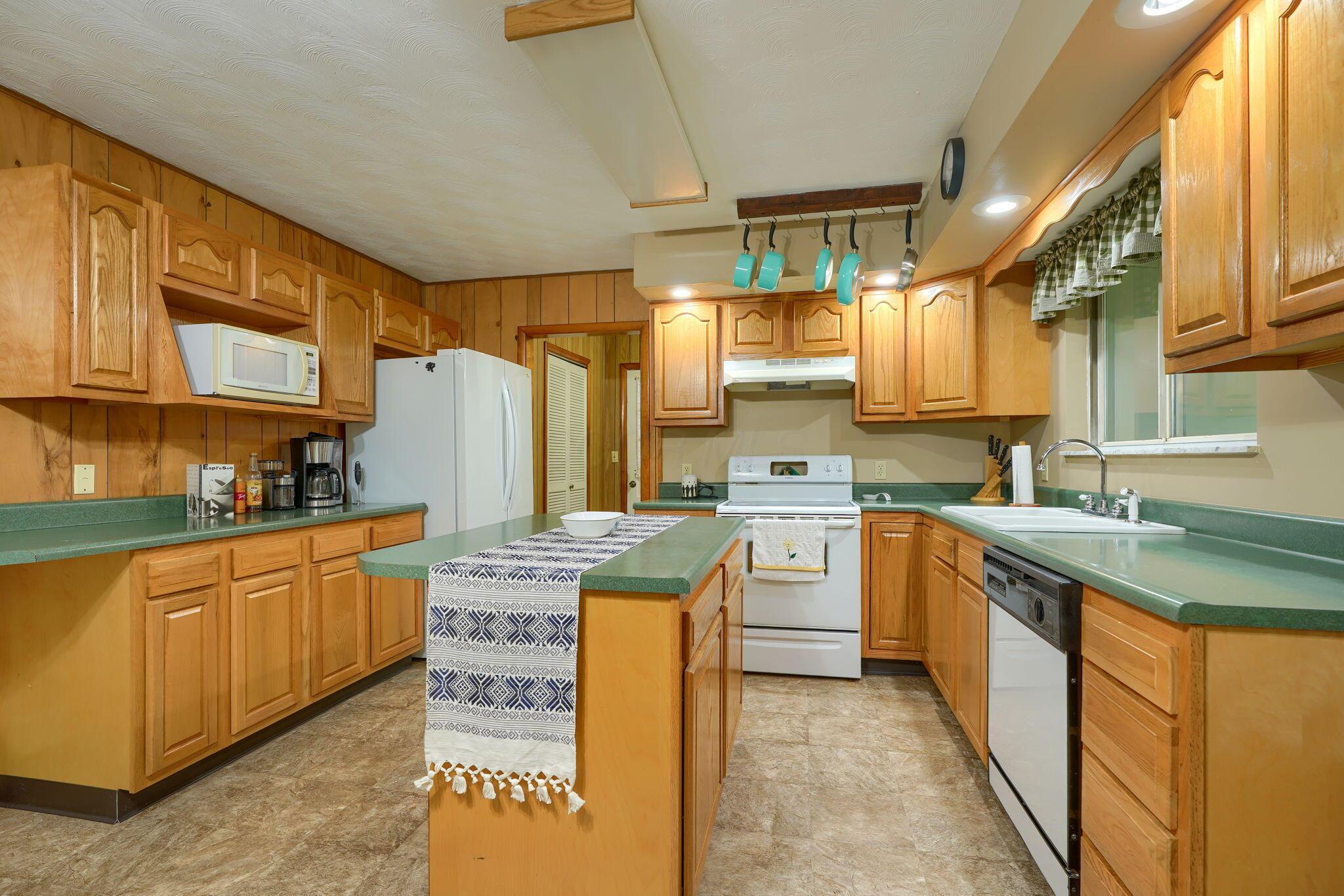 627 Russ Road, Jackson, Ohio image 20