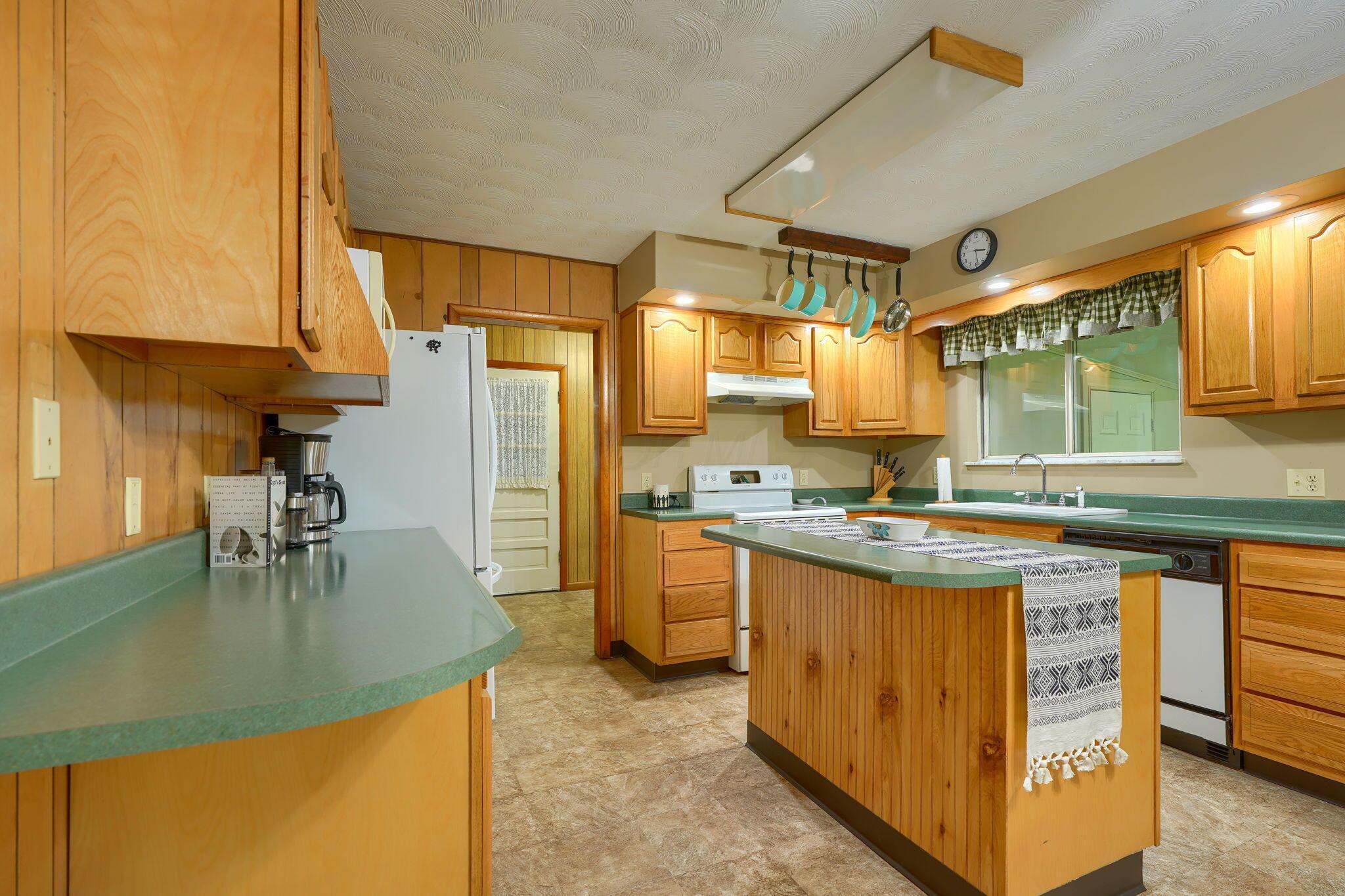 627 Russ Road, Jackson, Ohio image 21