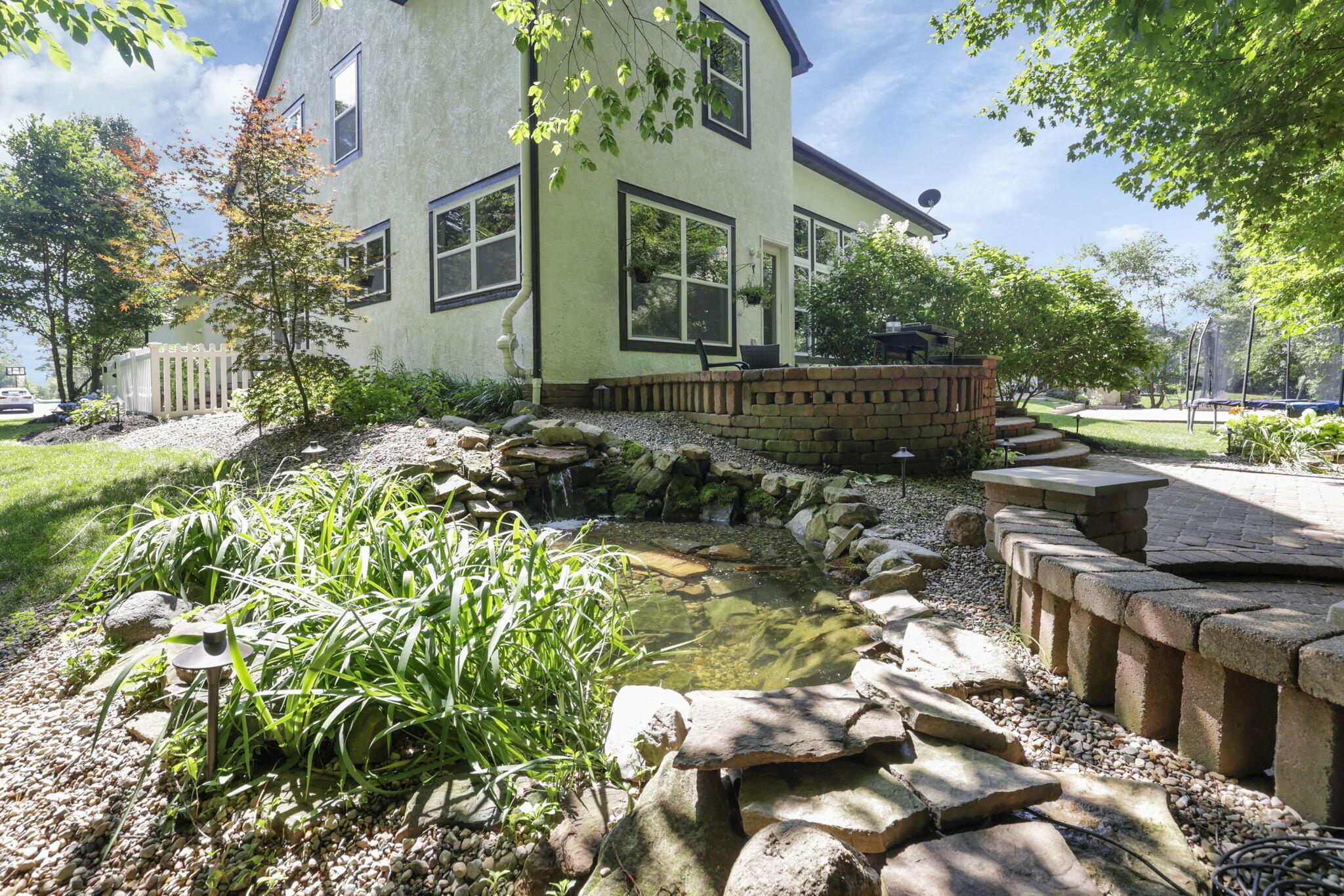 Galena, Ohio 43021, United States, 5 Bedrooms Bedrooms, ,4 BathroomsBathrooms,Residential,Coming Soon,162303