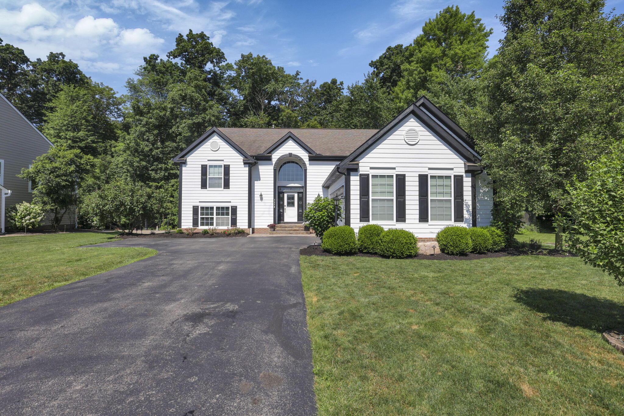 Galena, Ohio 43021, United States, 5 Bedrooms Bedrooms, ,4 BathroomsBathrooms,Residential,Coming Soon,162303