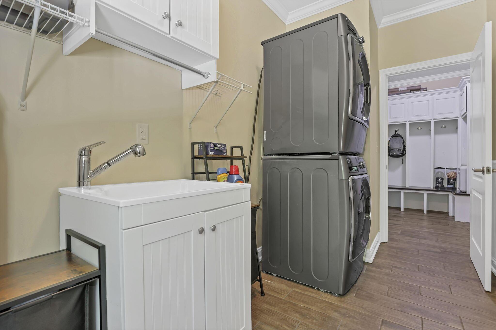 Galena, Ohio 43021, United States, 5 Bedrooms Bedrooms, ,4 BathroomsBathrooms,Residential,Coming Soon,162303