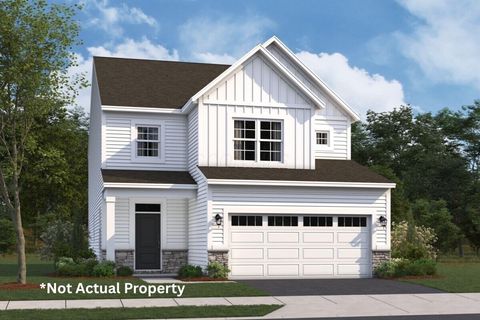 Photo of 1020 Dawsons Drive 49 #49, Hebron, OH 43025 (MLS # 226024542)