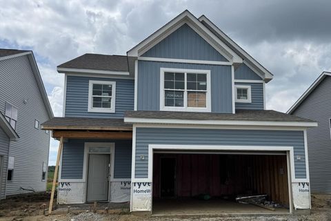Photo of 1020 Dawsons Drive 49 #49, Hebron, OH 43025 (MLS # 226024542)