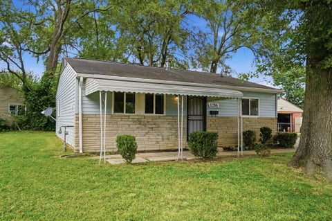 Photo of 1286 Southfield Drive S, Columbus, OH 43207 (MLS # 226024174)