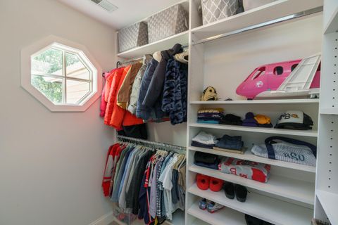 Tiny photo for 419 Westland Avenue, Columbus, OH 43209 (MLS # 225042109)