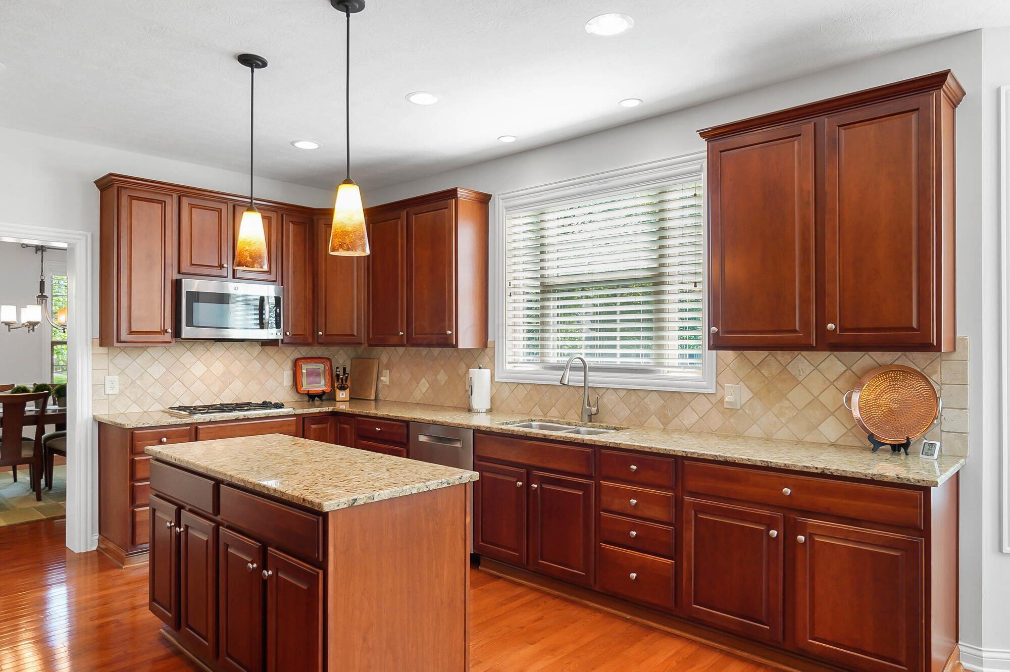 6415 Green Stone Loop, Dublin, Ohio image 15