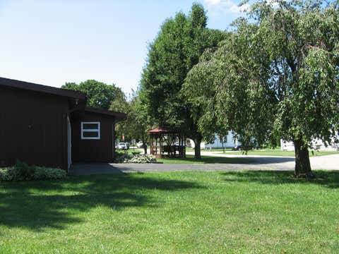 Tiny photo for 118 Stockton Avenue, Sabina, OH 45169 (MLS # 226029459)