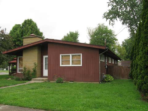Tiny photo for 118 Stockton Avenue, Sabina, OH 45169 (MLS # 226029459)