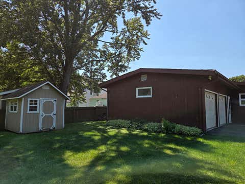 Tiny photo for 118 Stockton Avenue, Sabina, OH 45169 (MLS # 226029459)