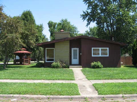 Photo of 118 Stockton Avenue, Sabina, OH 45169 (MLS # 226029459)