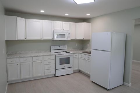 Tiny photo for 479 Grant Street, Marion, OH 43302 (MLS # 226014343)