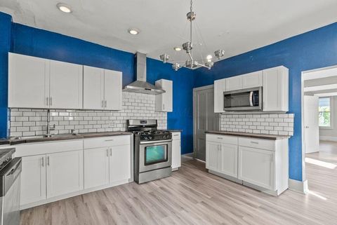 Tiny photo for 1121 E Livingston Avenue, Columbus, OH 43205 (MLS # 226002542)