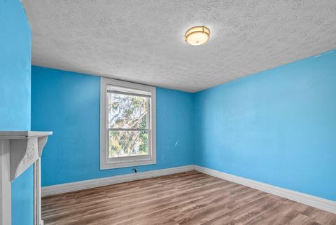 Tiny photo for 1121 E Livingston Avenue, Columbus, OH 43205 (MLS # 226002542)