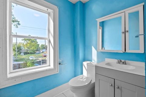 Tiny photo for 1121 E Livingston Avenue, Columbus, OH 43205 (MLS # 226002542)