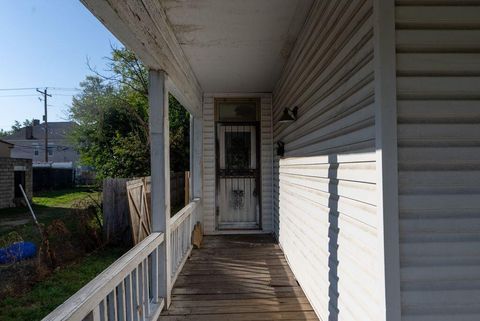 Tiny photo for 1121 E Livingston Avenue, Columbus, OH 43205 (MLS # 226002542)