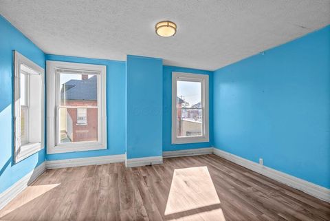 Tiny photo for 1121 E Livingston Avenue, Columbus, OH 43205 (MLS # 226002542)