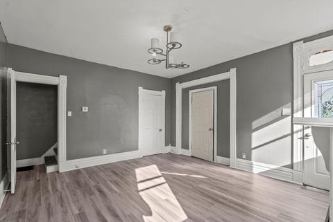 Tiny photo for 1121 E Livingston Avenue, Columbus, OH 43205 (MLS # 226002542)