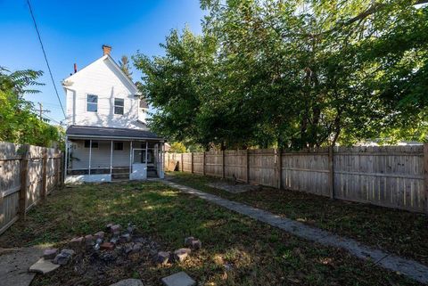 Tiny photo for 1121 E Livingston Avenue, Columbus, OH 43205 (MLS # 226002542)