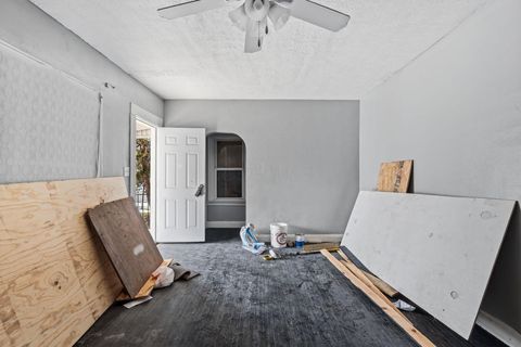 Tiny photo for 1218 E 22nd Avenue, Columbus, OH 43211 (MLS # 226004427)