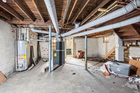 Tiny photo for 1218 E 22nd Avenue, Columbus, OH 43211 (MLS # 226004427)