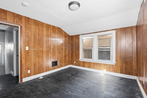 Tiny photo for 1218 E 22nd Avenue, Columbus, OH 43211 (MLS # 226004427)