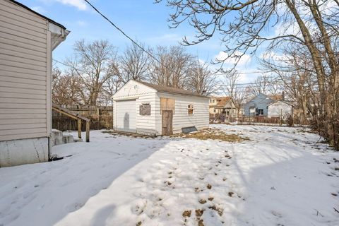 Tiny photo for 1218 E 22nd Avenue, Columbus, OH 43211 (MLS # 226004427)
