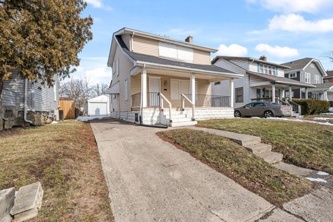 Tiny photo for 1218 E 22nd Avenue, Columbus, OH 43211 (MLS # 226004427)