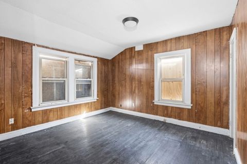 Tiny photo for 1218 E 22nd Avenue, Columbus, OH 43211 (MLS # 226004427)