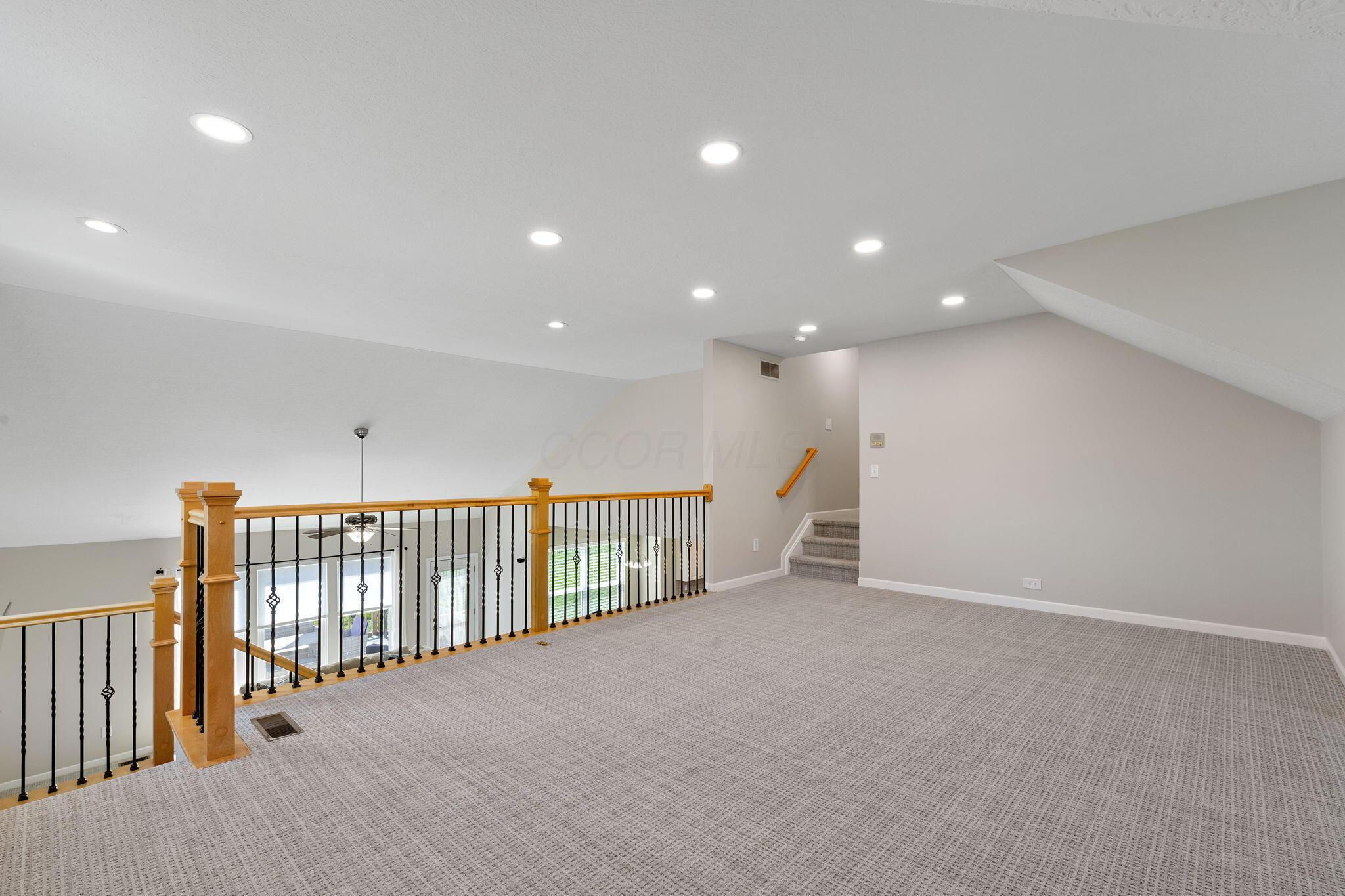 6370 Falling Meadows Drive, Galena, Ohio image 36