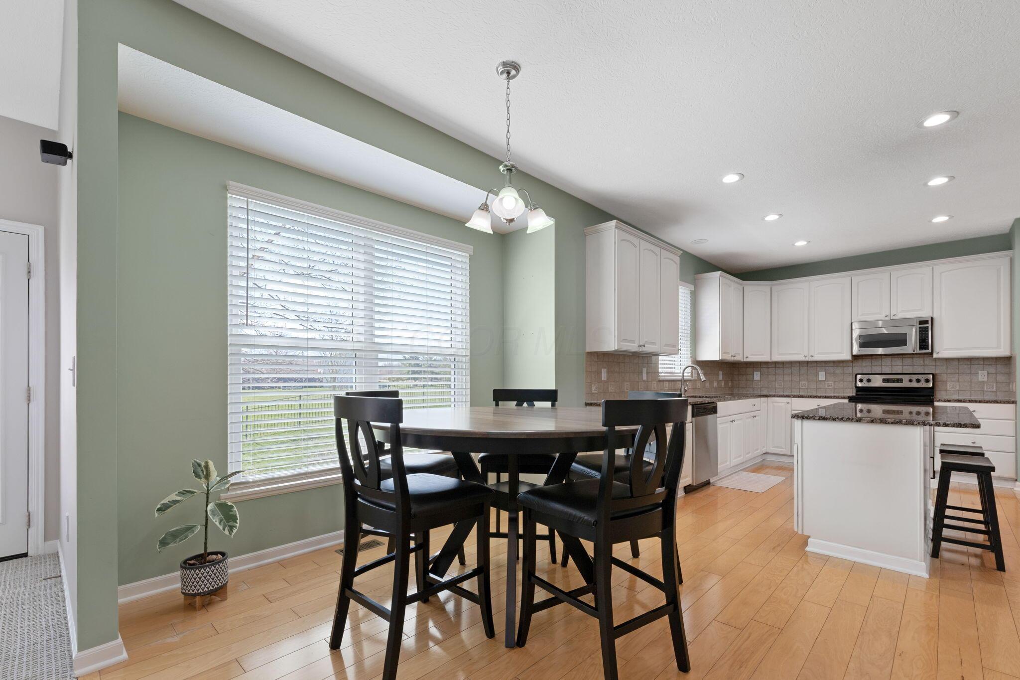 6370 Falling Meadows Drive, Galena, Ohio image 18