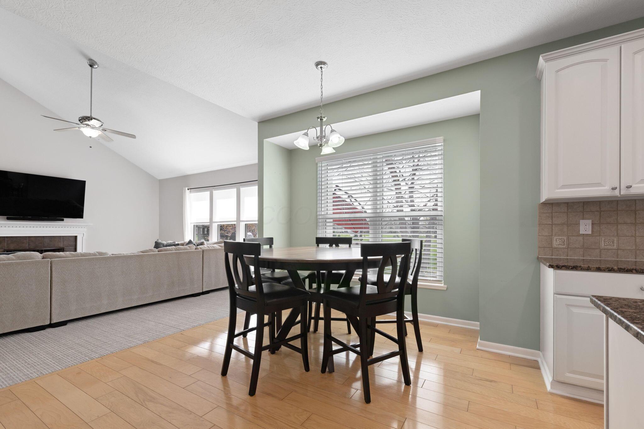 6370 Falling Meadows Drive, Galena, Ohio image 17
