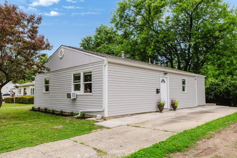 Photo of 3107 Huntington Drive, Columbus, OH 43207 (MLS # 226023447)