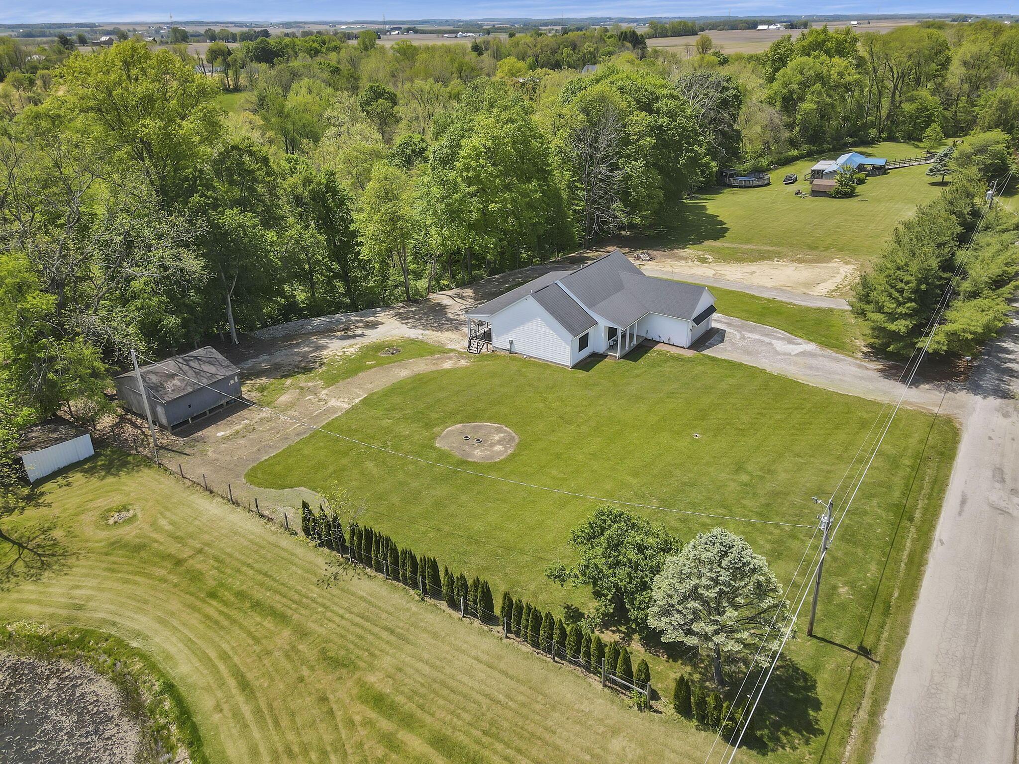 7205 W Grubb Road, Thornville, Ohio image 3